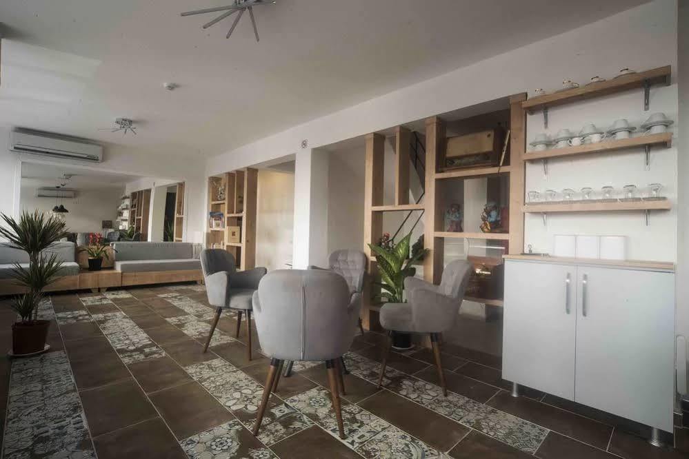 Piano Hotel İzmir